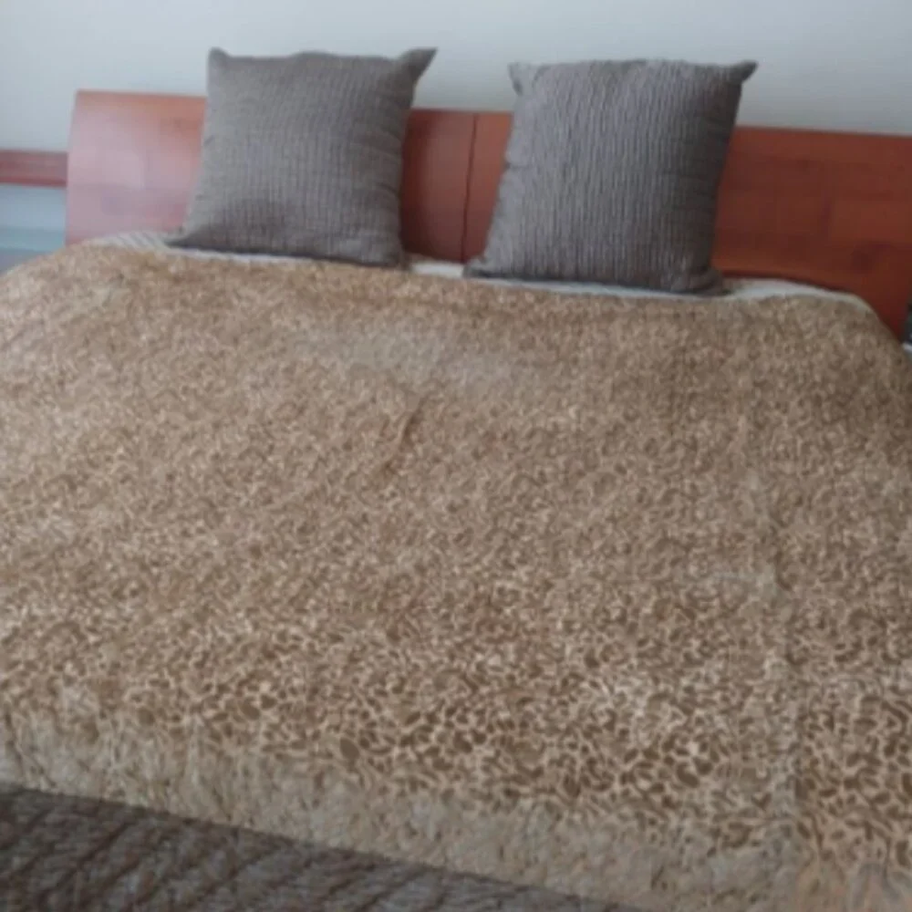 Bed Cover with 2 Euro Size Pillows&Cases by AURA LIFESTYLE